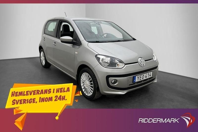 Silver Begagnad 2016 VW up! high up! Halvkombi | 88 900 kr (Marknadspris) - Bild 1/3