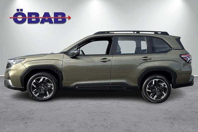 Begagnad Subaru Forester 136 HK (100 kW) 2024 Grön SUV