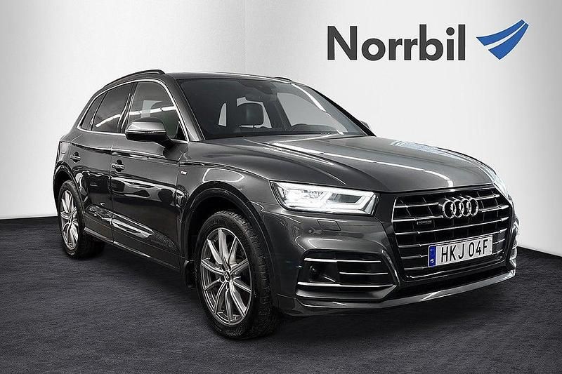 Daytona gray pearles Begagnad 2020 Audi Q5 Advanced SUV | 339 000 kr (Dyr) - Bild 1/4
