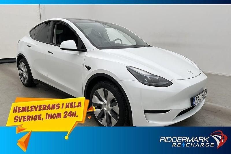 Vit Begagnad 2023 Tesla Model Y Standard Range SUV | 357 800 kr (Marknadspris) - Bild 1/3