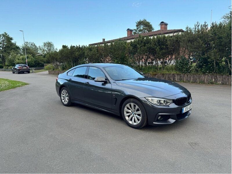 Grå Begagnad 2015 BMW 428 Gran Coupé M Sport Sportkupé | 190 000 kr (Marknadspris) - Bild 1/4