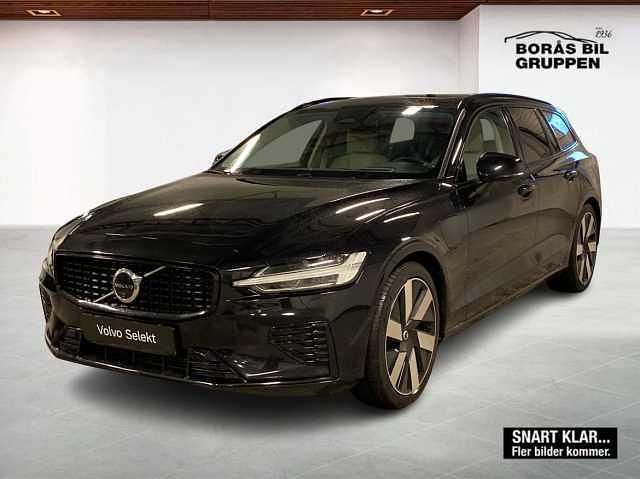 Svart Begagnad 2024 Volvo V60 Ultimate Kombi | 459 000 kr (Dyr) - Bild 1/4