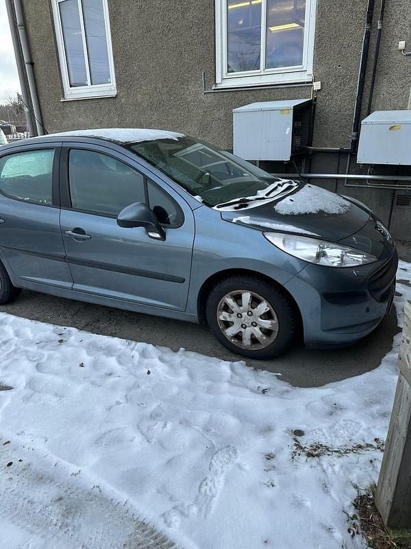 Begagnad Peugeot 207 88 HK (64 kW) 2007