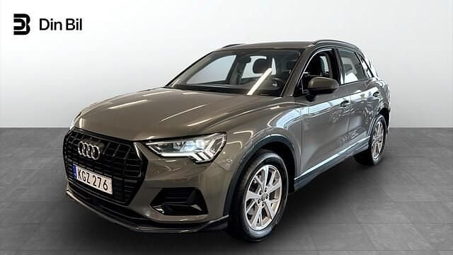 Grå Begagnad 2018 Audi Q3 Advanced SUV | 279 900 kr (Lite dyr) - Bild 1/4