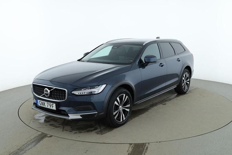 Begagnad Volvo V90 CC Pro 197 HK (144 kW) 2021 Blå Kombi