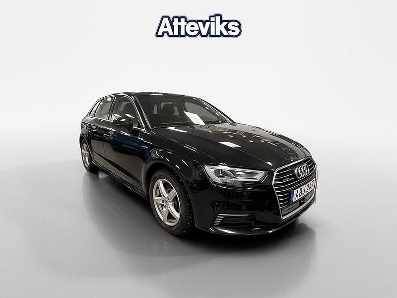 Begagnad Audi A3 e-tron 150 HK (110 kW) 2017 Svart Halvkombi