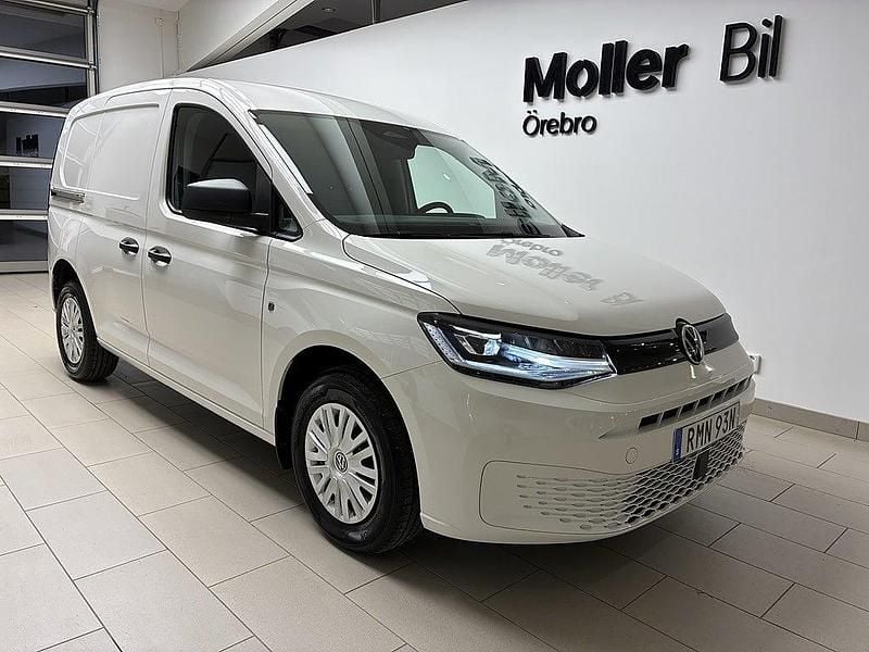 Vit Ny 2026 VW Caddy Minibuss | 312 375 kr (Marknadspris) - Bild 1/4