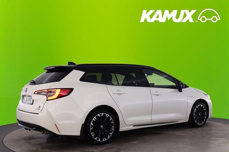 Begagnad Toyota Corolla 184 HK (135 kW) 2020 Vit Kombi