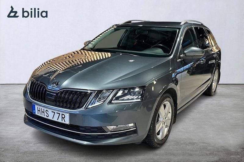 Grå Begagnad 2020 Skoda Octavia Style Kombi | 169 900 kr (Superpris) - Bild 1/4
