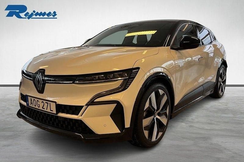 Vit glacier/svart tak Begagnad 2023 Renault Mégane IV Techno Halvkombi | 279 800 kr (Marknadspris) - Bild 1/4
