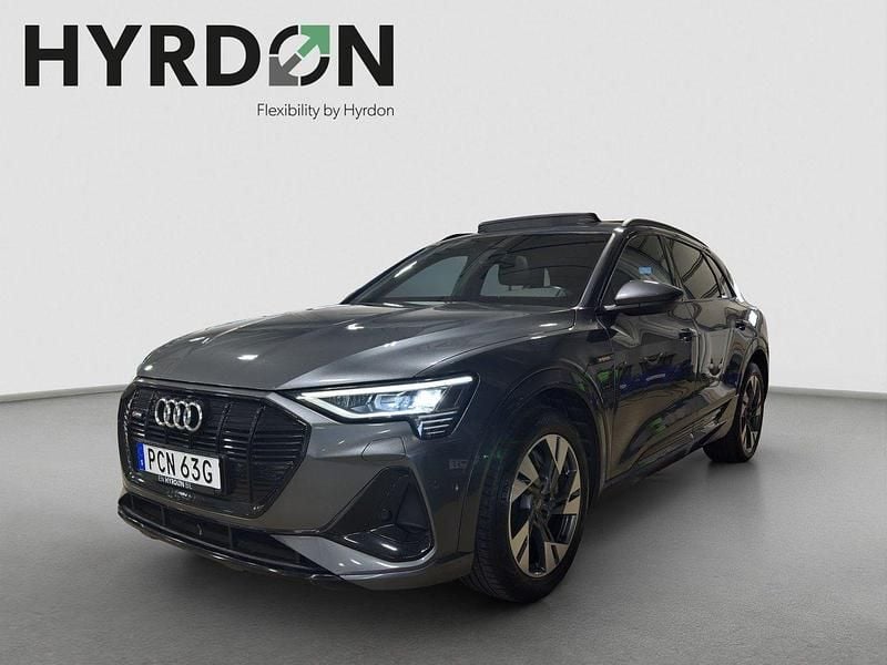 Mörkgrå Begagnad 2019 Audi e-tron S-Line SUV | 239 000 kr (Superpris) - Bild 1/4