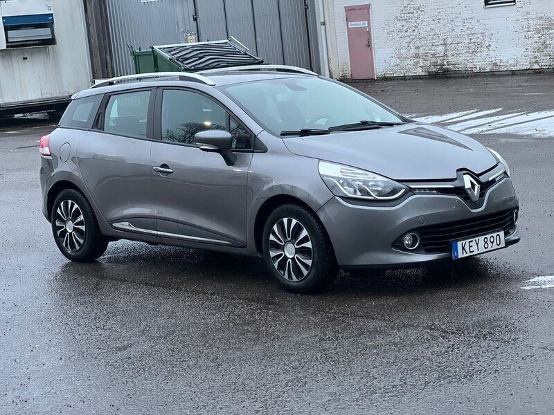 Grå Begagnad 2016 Renault Clio GrandTour Kombi | 64 900 kr (Marknadspris) - Bild 1/4