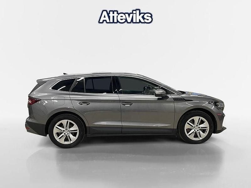 Begagnad Skoda Enyaq iV 150 kW (204 HK) 2022 Grå SUV