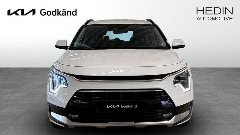 Begagnad Kia Niro 105 HK (77 kW) 2022 Vit SUV