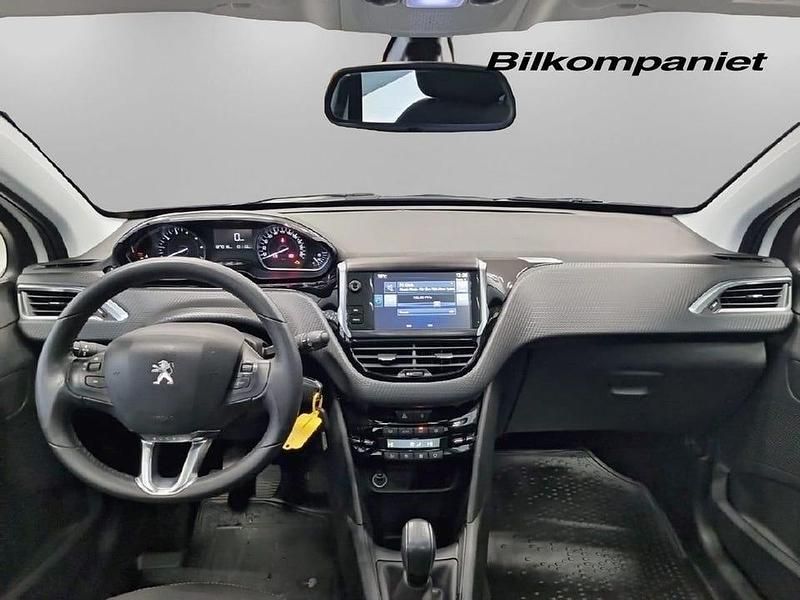 Vit Begagnad 2016 Peugeot 208 S Halvkombi | 59 900 kr (Marknadspris) - Bild 1/4