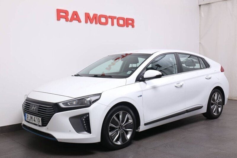 Vit Begagnad 2016 Hyundai Ioniq Halvkombi | 159 900 kr (Bra pris) - Bild 1/3