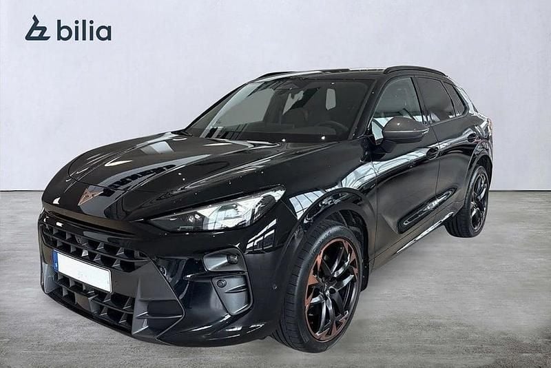 Blå Ny 2025 Cupra Terramar SUV | 443 749 kr (Superpris) - Bild 1/4