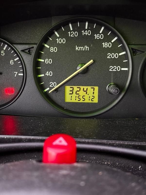 Begagnad Ford Fiesta 60 HK (44 kW) 2001 Halvkombi