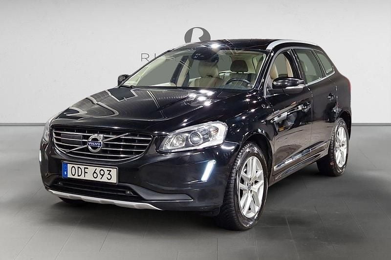 Svart Begagnad 2016 Volvo XC60 Summum SUV | 174 900 kr (Marknadspris) - Bild 1/3
