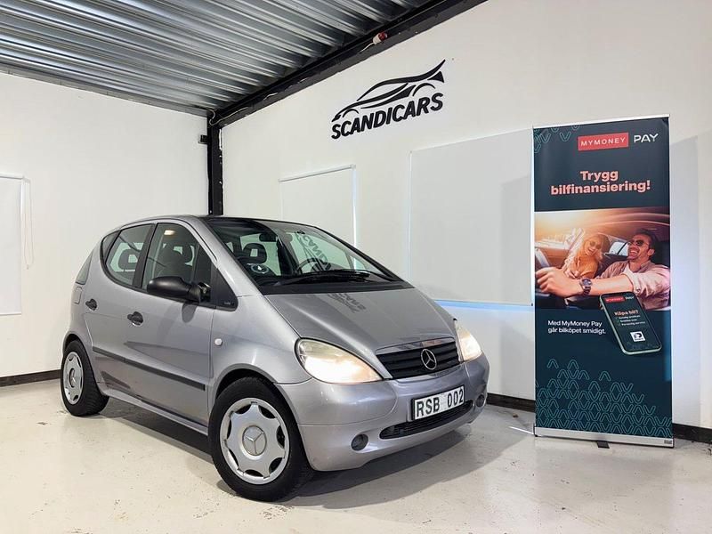 Grå Begagnad 2000 Mercedes A160 Halvkombi | 19 900 kr - Bild 1/4