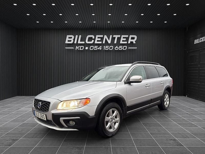 Begagnad Volvo XC70 Momentum 181 HK (133 kW) 2014 Silver Kombi