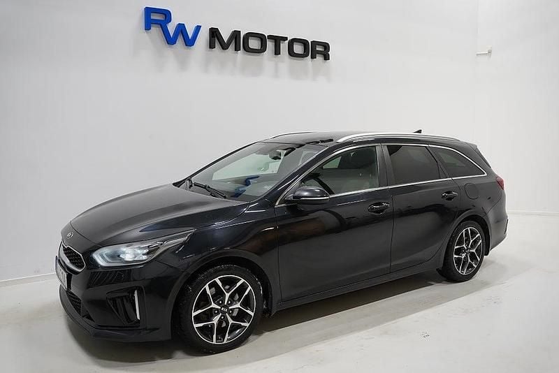 Svart Begagnad 2019 Kia Ceed Sportswagon GT-Line Kombi | 144 800 kr (Marknadspris) - Bild 1/4