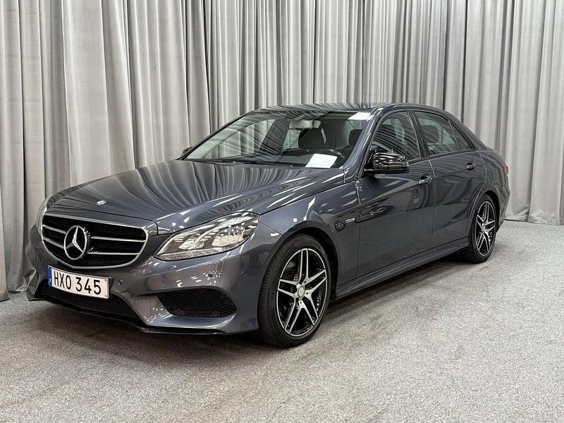 Mörkgrå Begagnad 2015 Mercedes E220 AMG Sedan | 189 900 kr (Marknadspris) - Bild 1/4
