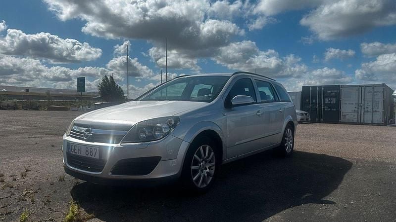 Grå Begagnad 2006 Opel Astra Kombi | 16 900 kr (Bra pris) - Bild 1/4