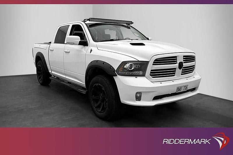 Vit Begagnad 2013 RAM 1500 Pickup | 289 900 kr (Bra pris) - Bild 1/3