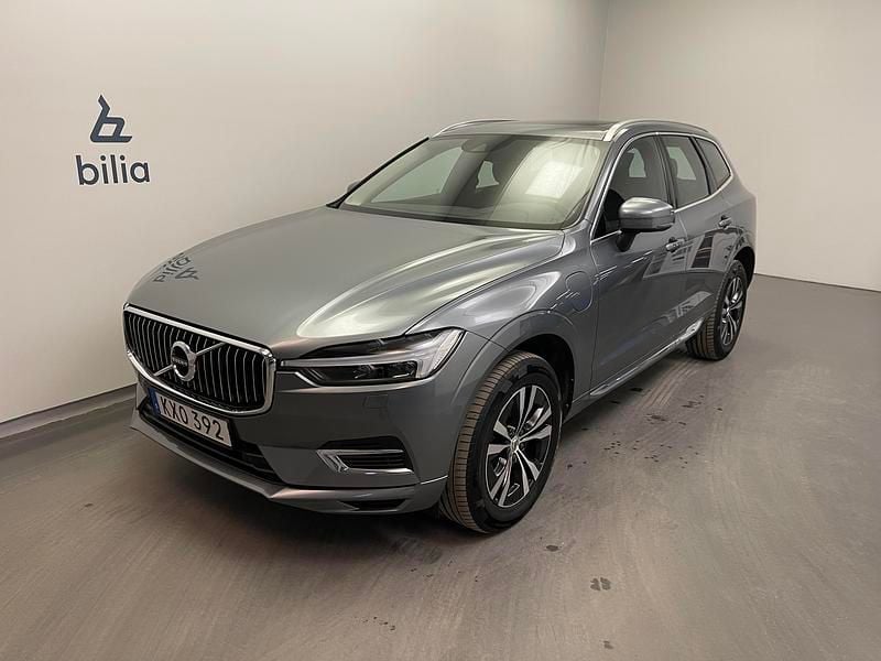 Grå Begagnad 2021 Volvo XC60 SUV | 369 500 kr (Superpris) - Bild 1/3