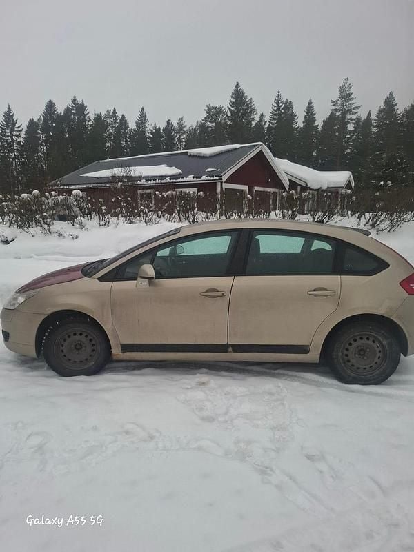 Begagnad Citroën C4 109 HK (80 kW) 2007