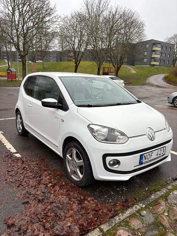 Begagnad 2012 VW up! Halvkombi | 29 900 kr (Superpris) - Bild 1/4