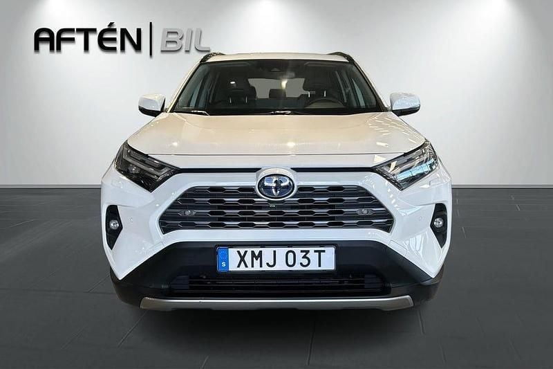 Begagnad Toyota RAV4 Hybrid Executive 222 HK (163 kW) 2024 Vit SUV