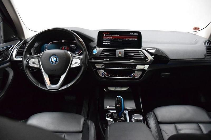 Begagnad BMW iX3 210 kW (286 HK) 2020 Svart SUV