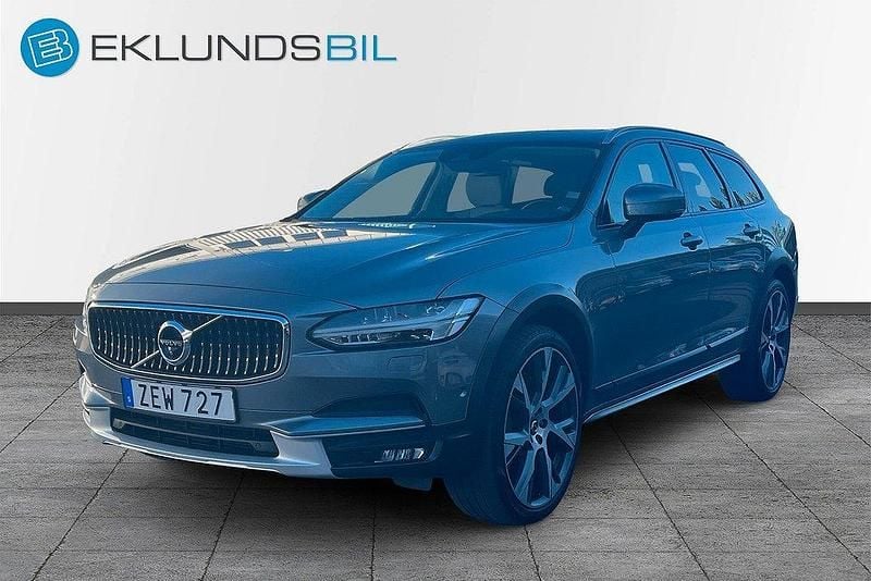 Grå Begagnad 2018 Volvo V90 CC Kombi | 399 900 kr (Dyr) - Bild 1/4