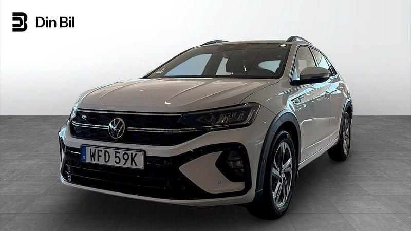 Vit Begagnad 2022 VW Taigo R-line SUV | 229 900 kr (Marknadspris) - Bild 1/4