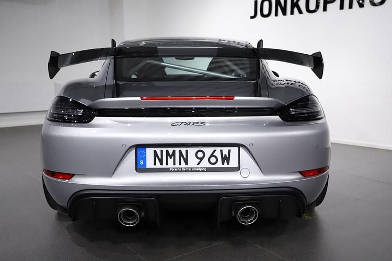 Begagnad Porsche 718 Cayman GT4 500 HK (367 kW) 2025 Silver Sportkupé
