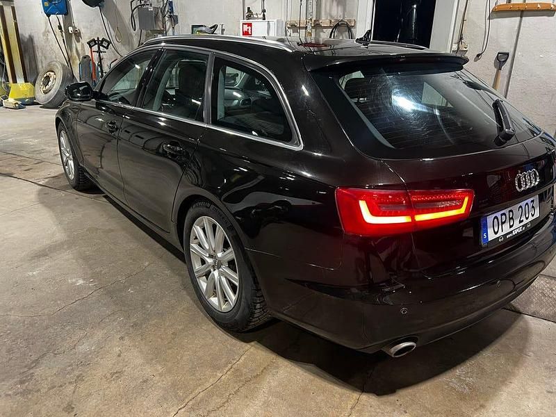 Begagnad Audi A6 204 HK (150 kW) 2012 Kombi