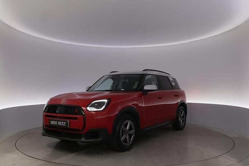 Röd Begagnad 2024 Mini Countryman SUV | 409 900 kr (Bra pris) - Bild 1/4
