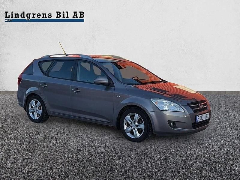 Grå Begagnad 2008 Kia Ceed Sportswagon EX Kombi | 39 900 kr (Marknadspris) - Bild 1/4
