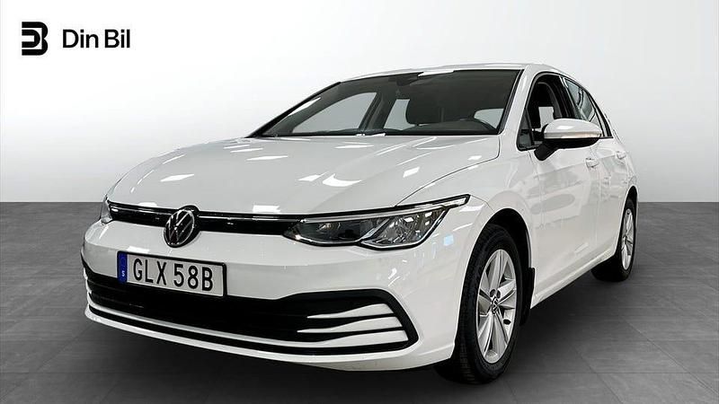 Vit Begagnad 2020 VW Golf VIII Halvkombi | 209 900 kr (Marknadspris) - Bild 1/4