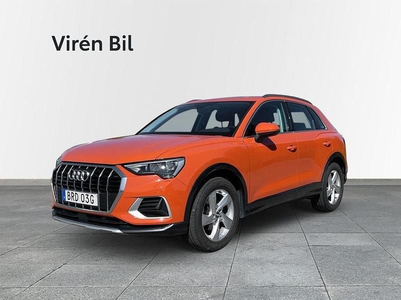 Orange Begagnad 2019 Audi Q3 Advanced SUV | 250 000 kr (Marknadspris) - Bild 1/4
