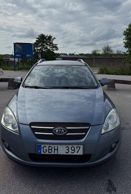 Blå Begagnad 2008 Kia Ceed Sportswagon 4 Kombi | 30 000 kr (Bra pris) - Bild 1/4
