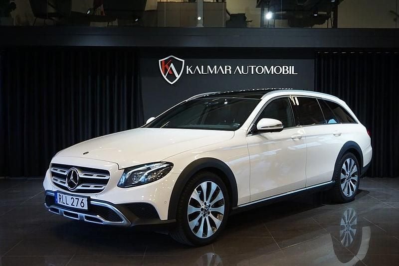 Vit Begagnad 2017 Mercedes E220 Avantgarde Kombi | 259 900 kr (Marknadspris) - Bild 1/4
