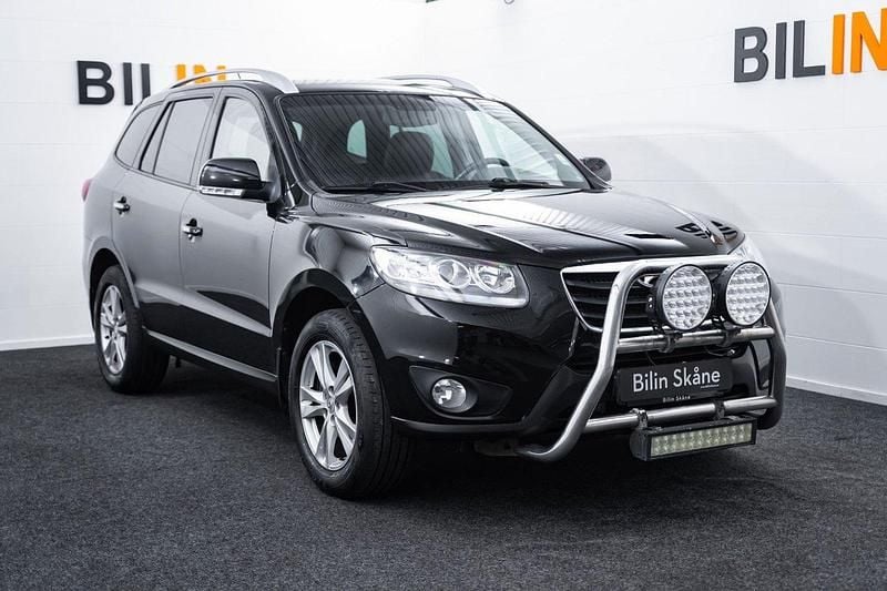 Svart Begagnad 2010 Hyundai Santa Fe SUV | 69 900 kr (Marknadspris) - Bild 1/4