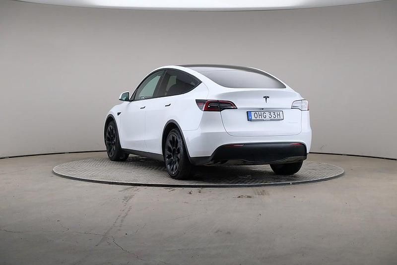 Begagnad Tesla Model Y Long Range AWD 378 kW (514 HK) 2022 Vit SUV