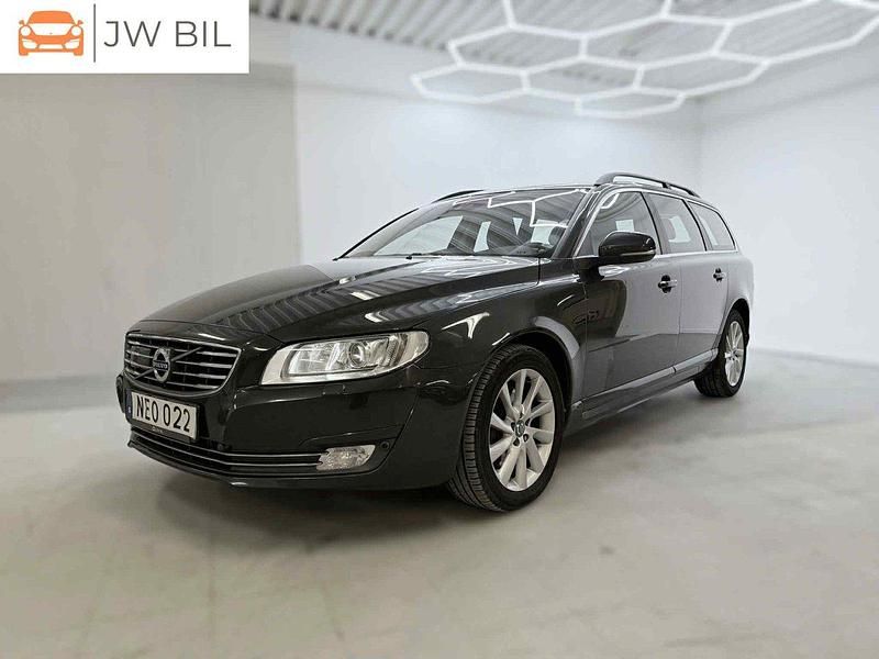 Grå Begagnad 2016 Volvo V70 Standard Kombi | 164 900 kr (Lite dyr) - Bild 1/4