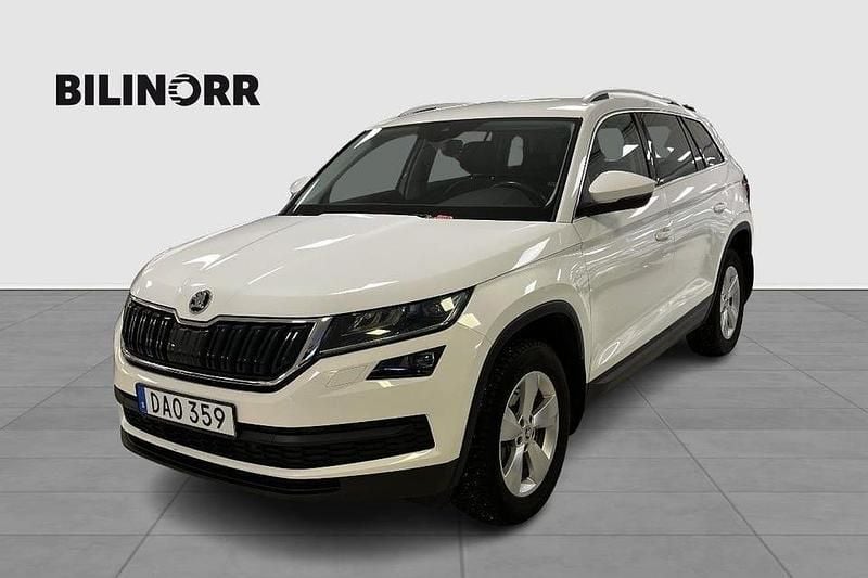 Vit Begagnad 2017 Skoda Kodiaq SUV | 199 900 kr (Superpris) - Bild 1/4