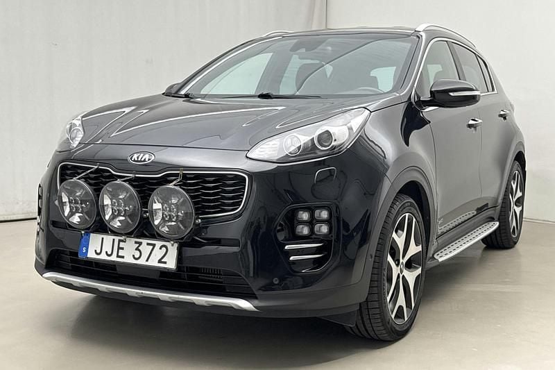 Svart Begagnad 2016 Kia Sportage GT-Line SUV | 154 900 kr (Bra pris) - Bild 1/4