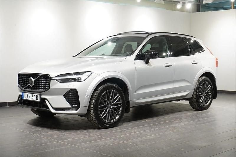 Begagnad Volvo XC60 R-Design 235 HK (172 kW) 2021 Silver SUV